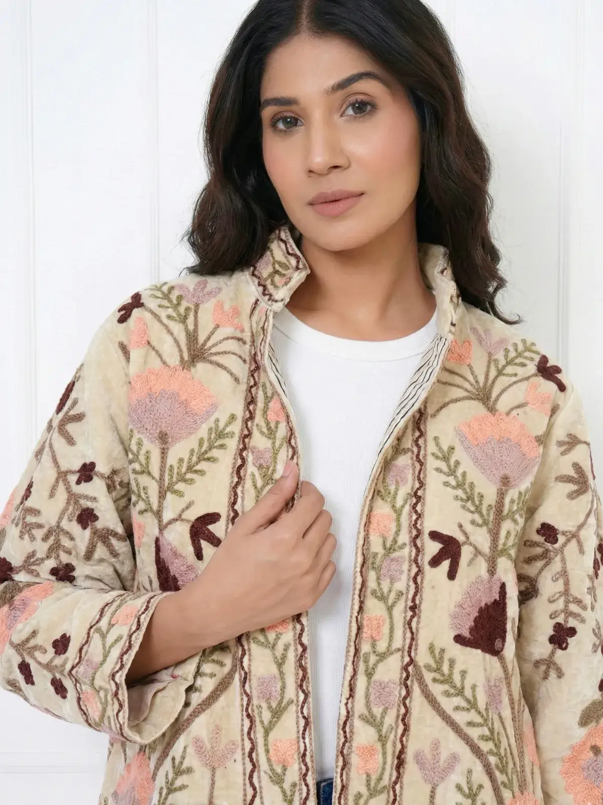 Beige-Floral-Embroidered-Cotton-Jacket-with-Striped-Lining-3