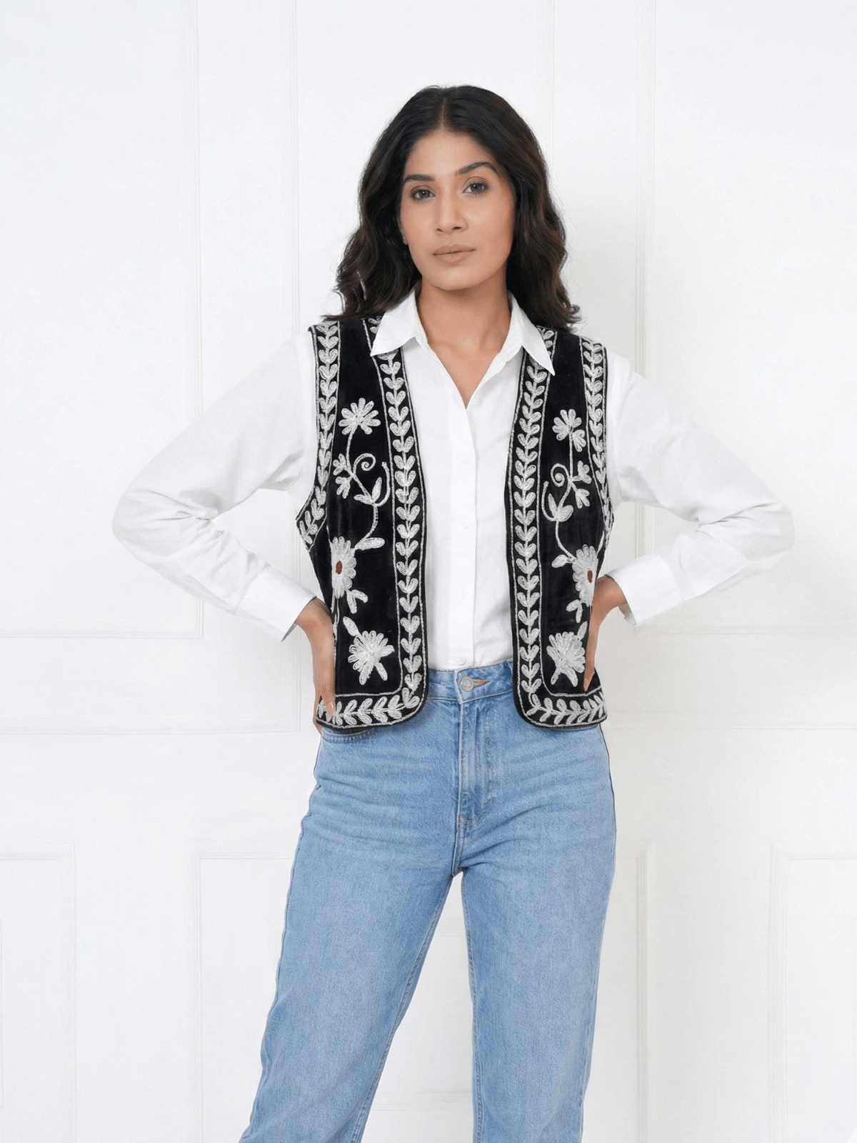 Premium-Black-Velvet-Sleeveless-Jacket-with-Intricate-Embroidery